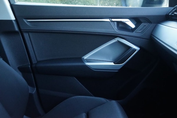 Used Audi Q3 2019 for sale - 76132928: Photo 8