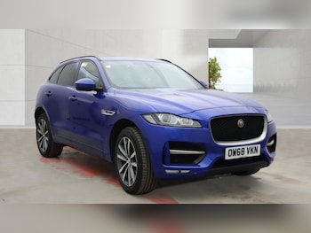 Used Jaguar F-Pace 2019 for sale - 78257022: Photo
