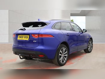 Used Jaguar F-Pace 2019 for sale - 78257022: Photo