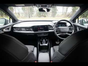 Used Audi Q4 e-tron 2021 for sale - 74002637: Photo