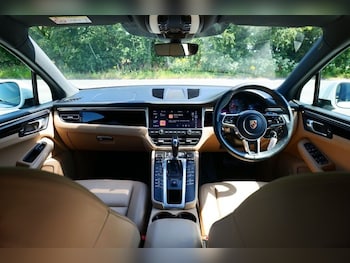 Used Porsche Macan 2019 for sale - 79470521: Photo