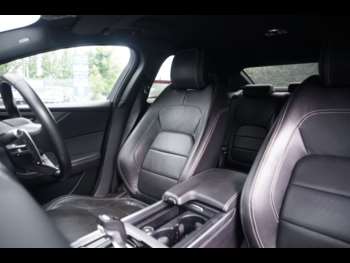 Used Jaguar XE 2020 for sale - 74734306: Photo