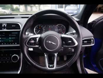 Used Jaguar XE 2020 for sale - 74734306: Photo