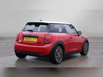 Used MINI Hatch 2023 for sale - 77276130: Photo