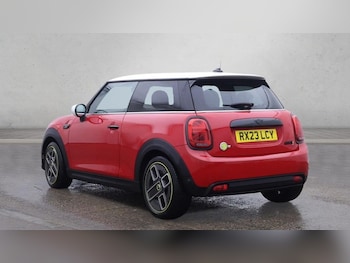 Used MINI Hatch 2023 for sale - 77276130: Photo