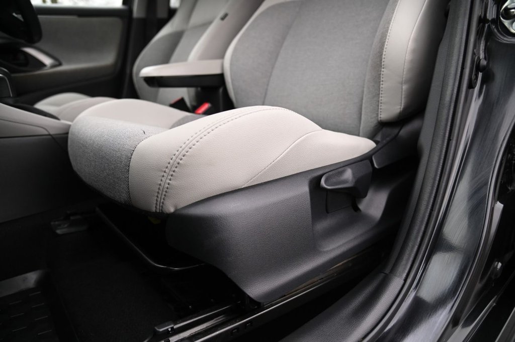 Used Toyota Yaris 2020 for sale - 77748484: Photo 25