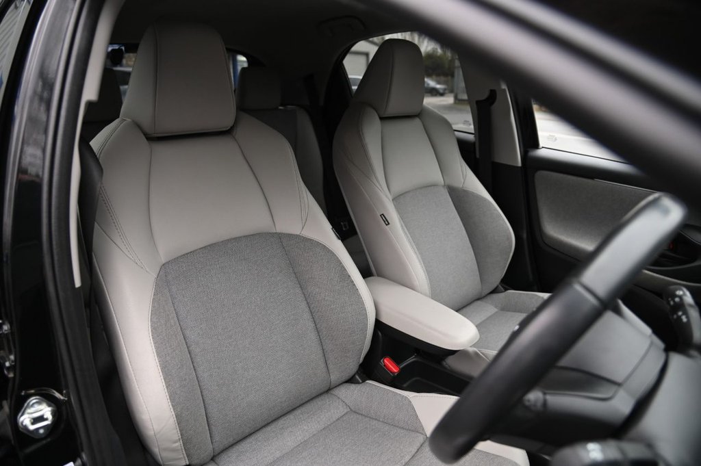 Used Toyota Yaris 2020 for sale - 77748484: Photo 31