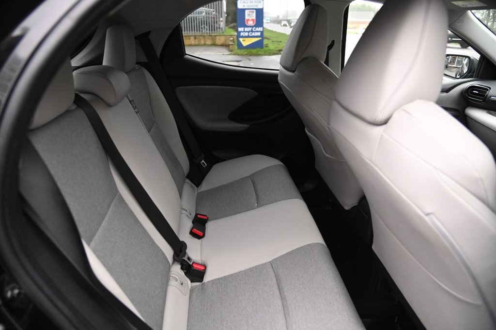 Used Toyota Yaris 2020 for sale - 77748484: Photo 33