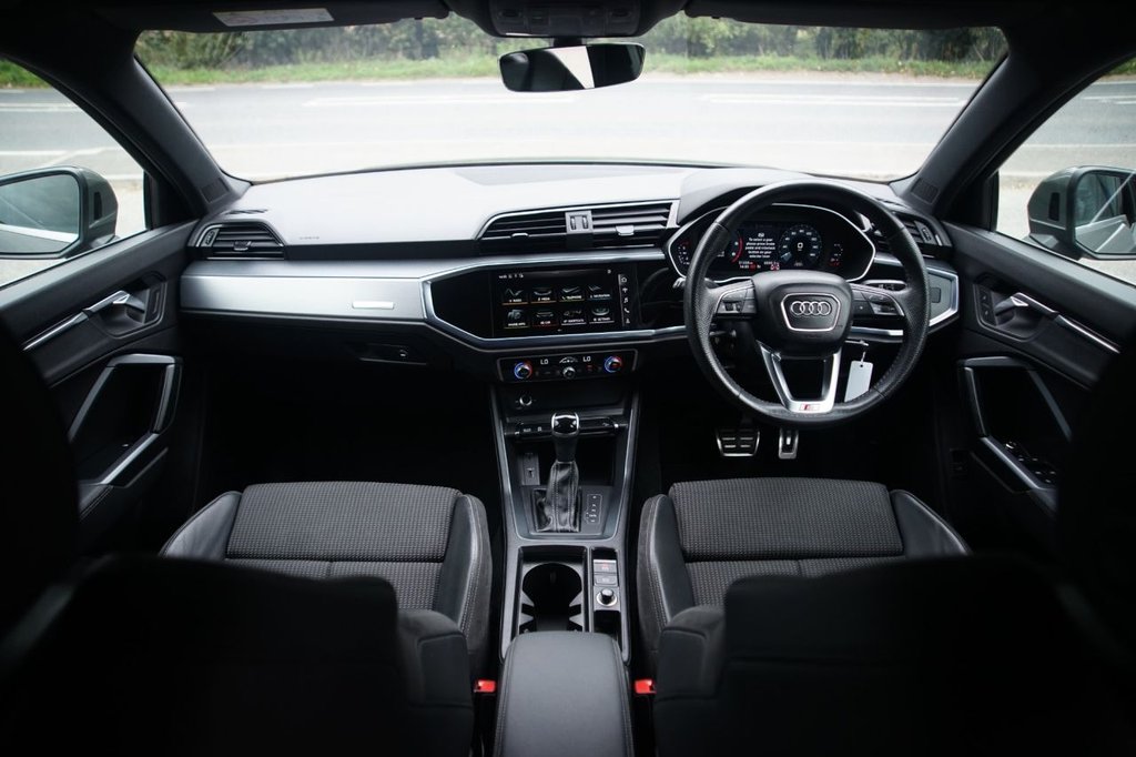 Used Audi Q3 2019 for sale - 76105666: Photo 17