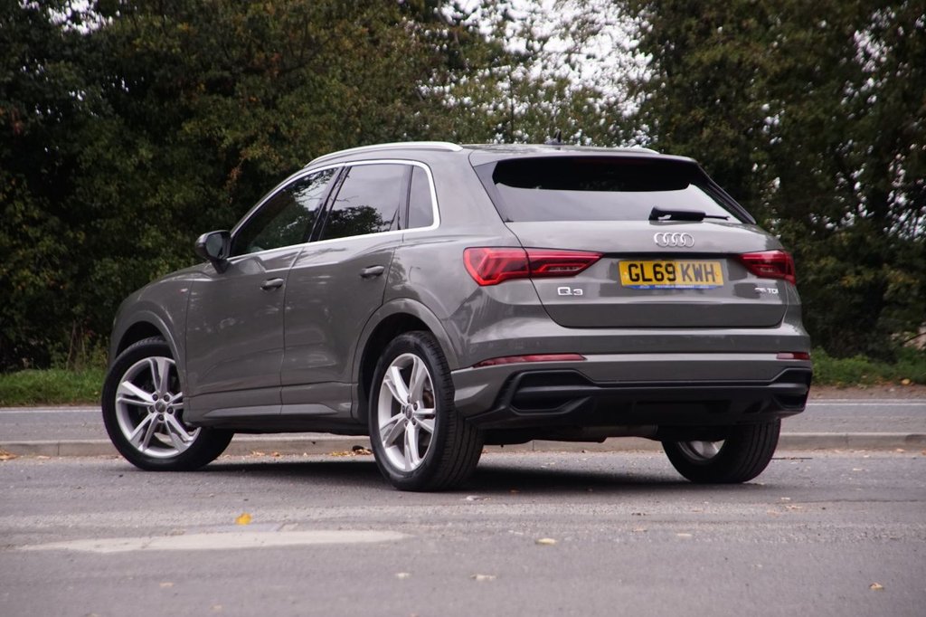 Used Audi Q3 2019 for sale - 76105666: Photo 2