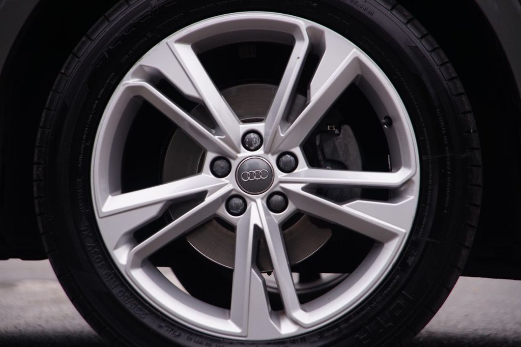 Used Audi Q3 2019 for sale - 76105666: Photo 36