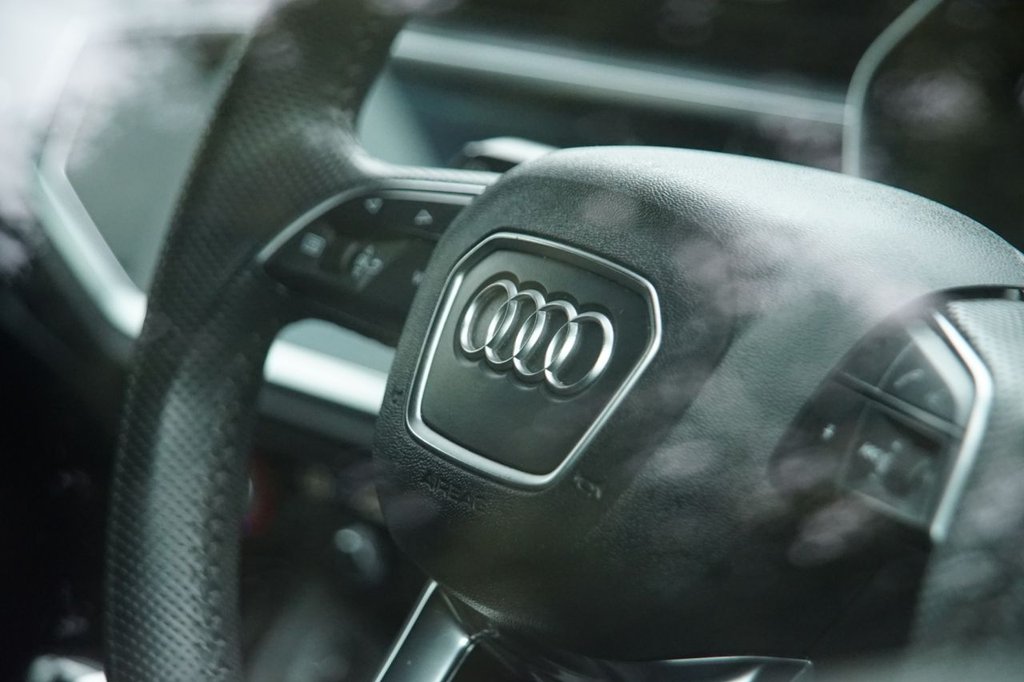 Used Audi Q3 2019 for sale - 76105666: Photo 8