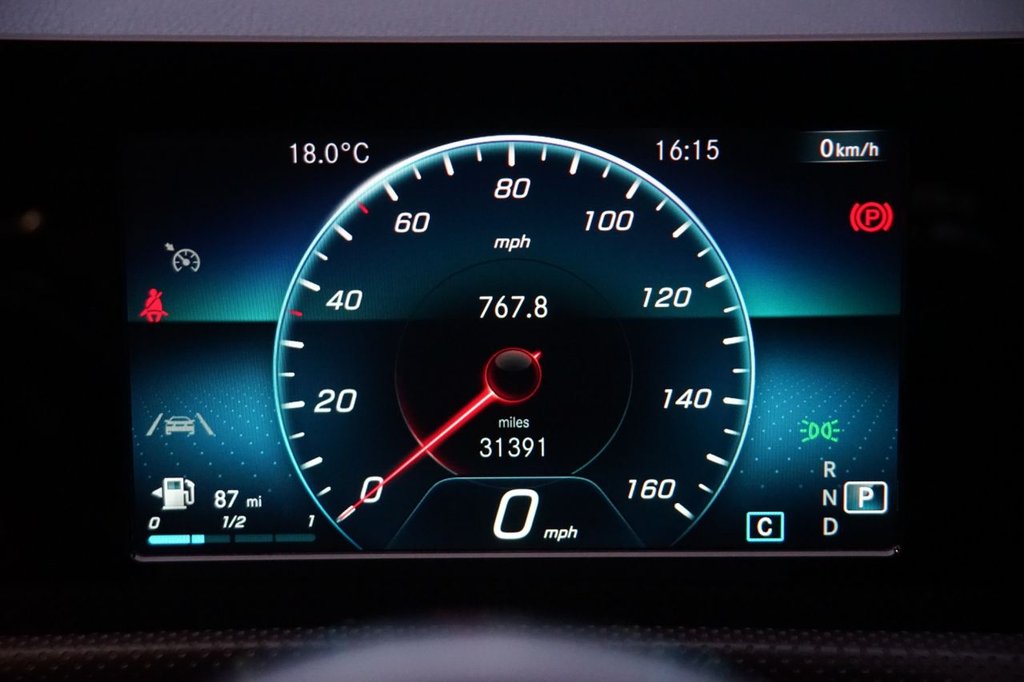 Used Mercedes-Benz A-Class 2019 for sale - 76386384: Photo 14