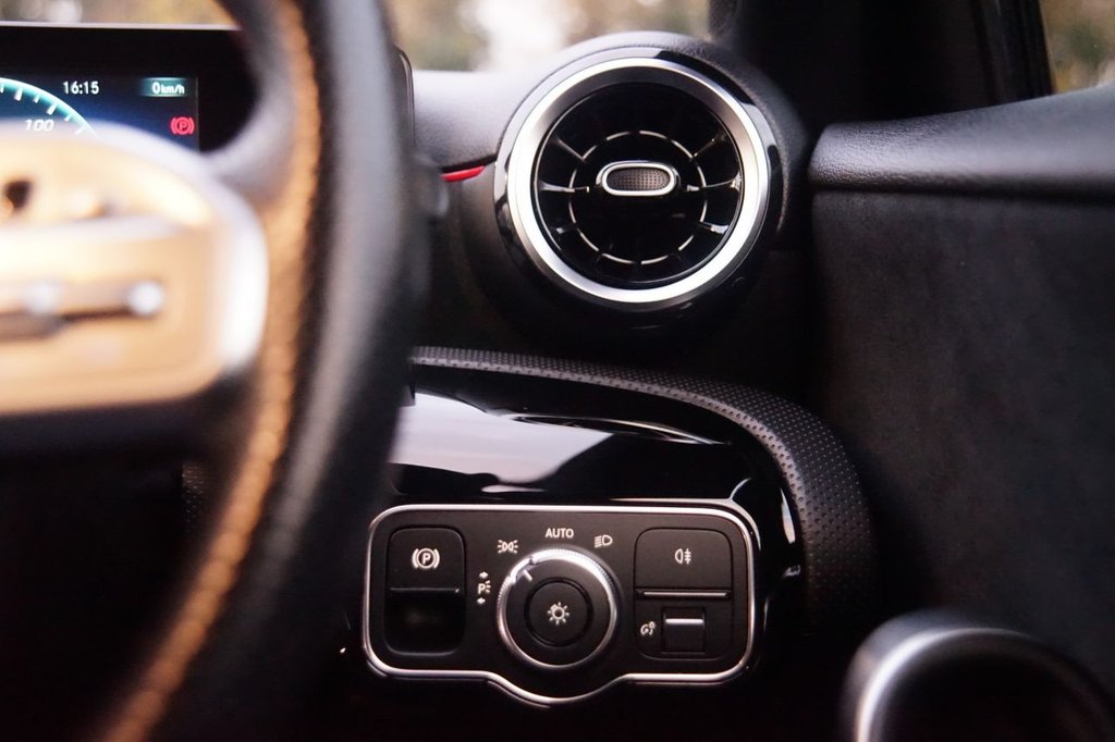 Used Mercedes-Benz A-Class 2019 for sale - 76386384: Photo 15