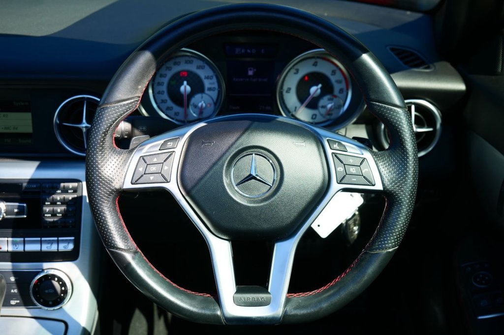 Used Mercedes-Benz SLK 2015 for sale - 78153795: Photo 10