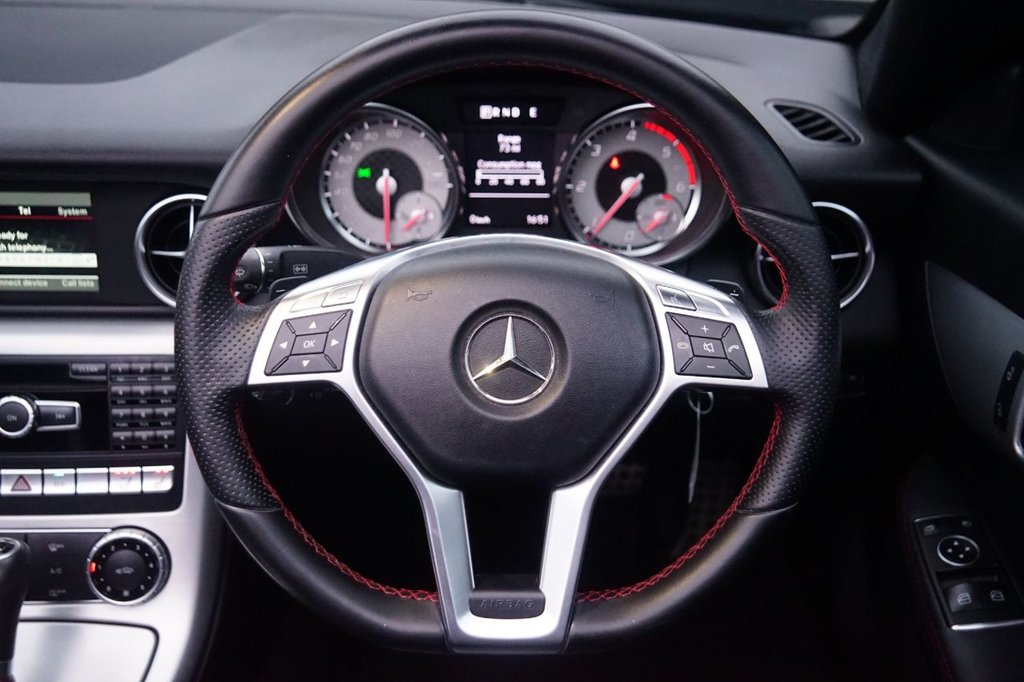 Used Mercedes-Benz SLK 2014 for sale - 76376344: Photo 10