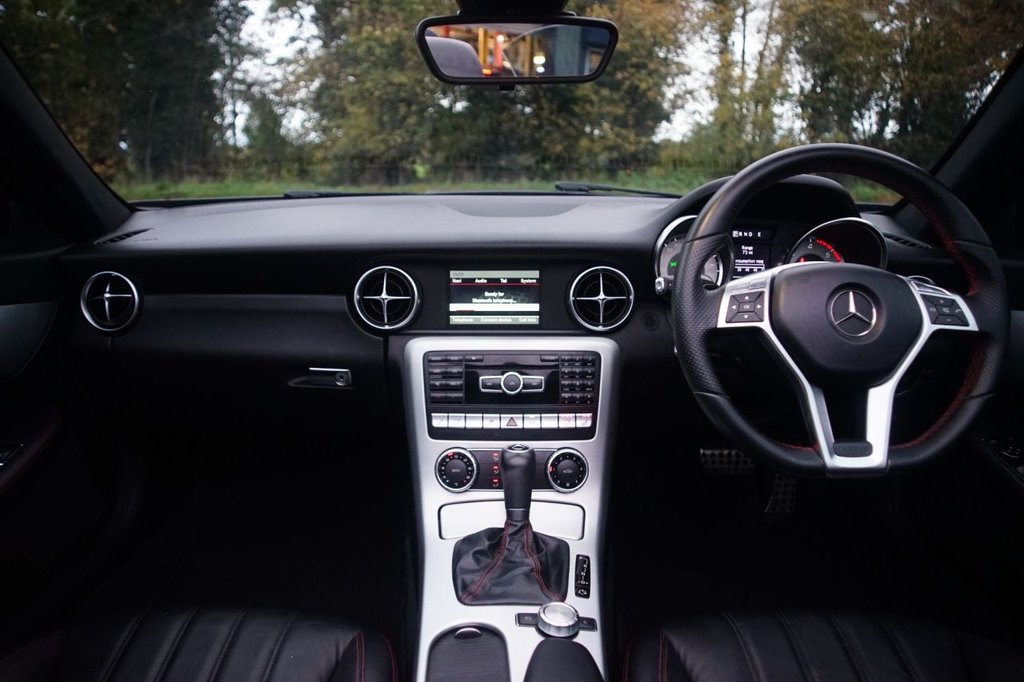 Used Mercedes-Benz SLK 2014 for sale - 76376344: Photo 17