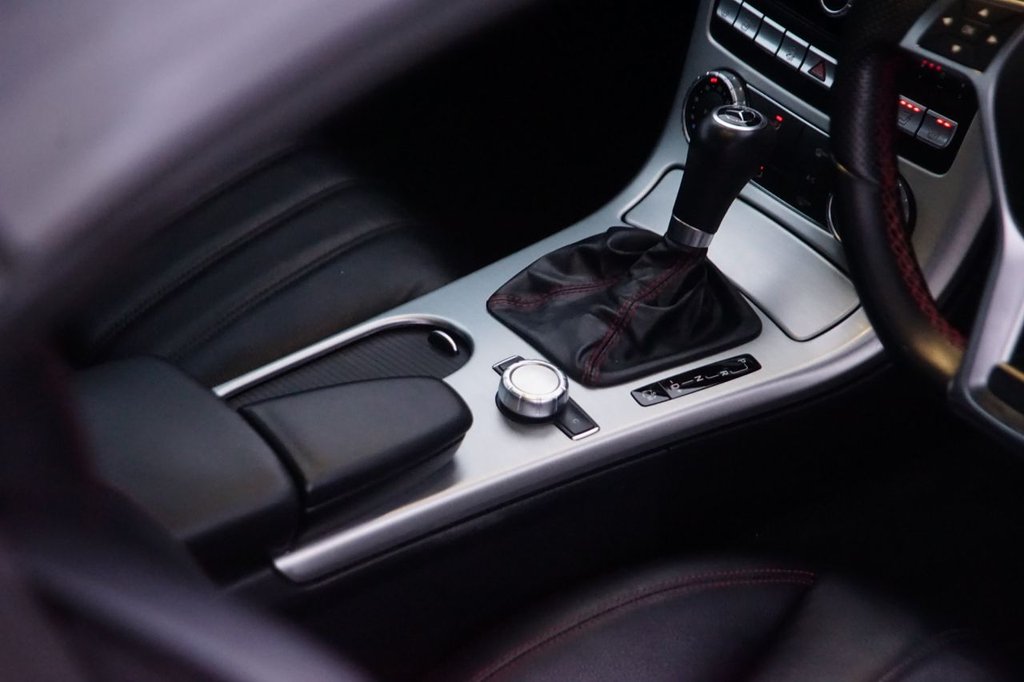 Used Mercedes-Benz SLK 2014 for sale - 76376344: Photo 21