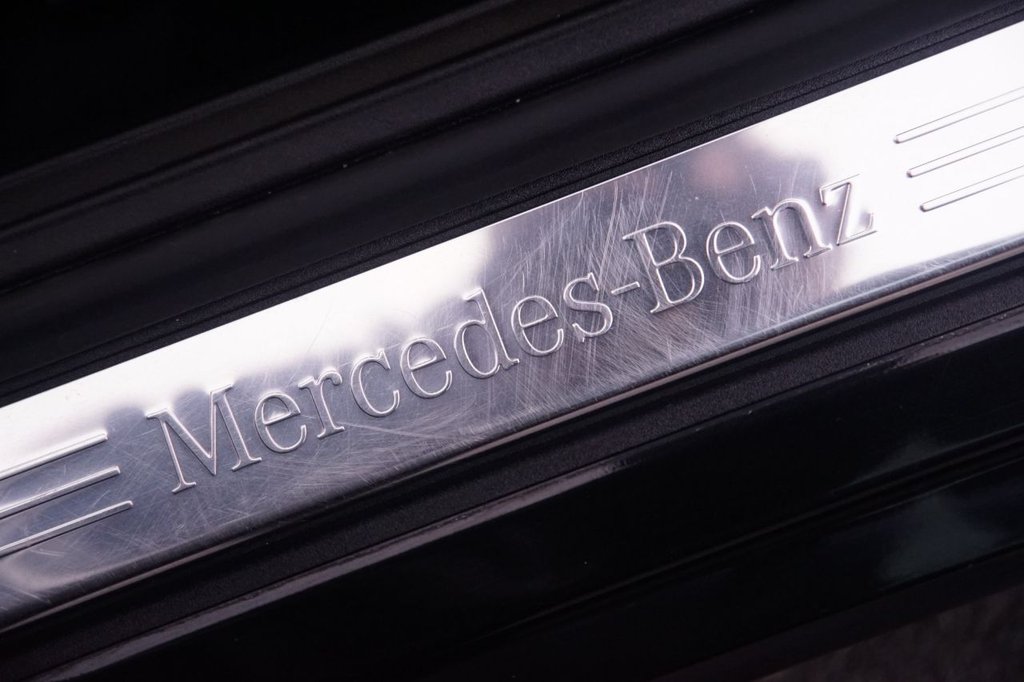 Used Mercedes-Benz SLK 2014 for sale - 76376344: Photo 25