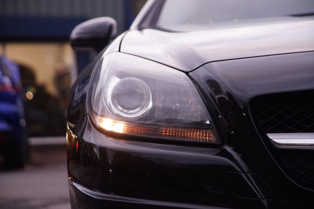 Used Mercedes-Benz SLK 2014 for sale - 76376344: Photo 31