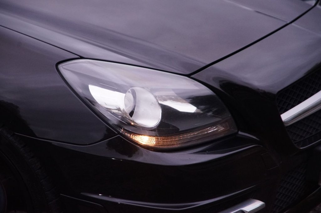 Used Mercedes-Benz SLK 2014 for sale - 76376344: Photo 32