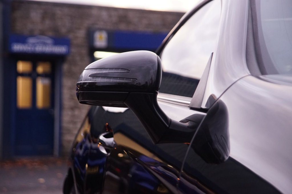 Used Mercedes-Benz SLK 2014 for sale - 76376344: Photo 37