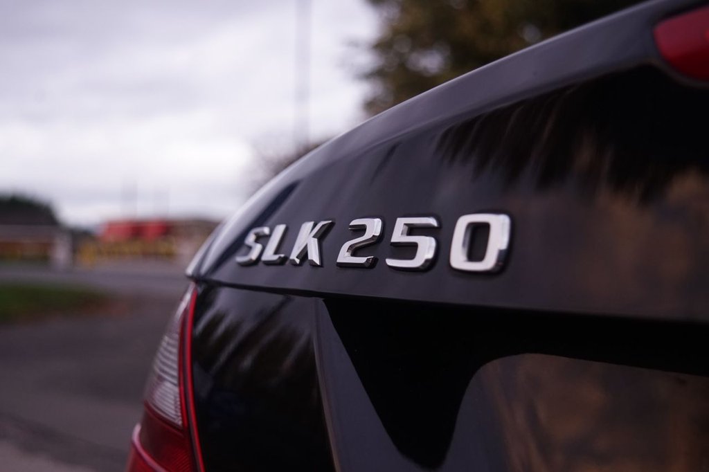 Used Mercedes-Benz SLK 2014 for sale - 76376344: Photo 43