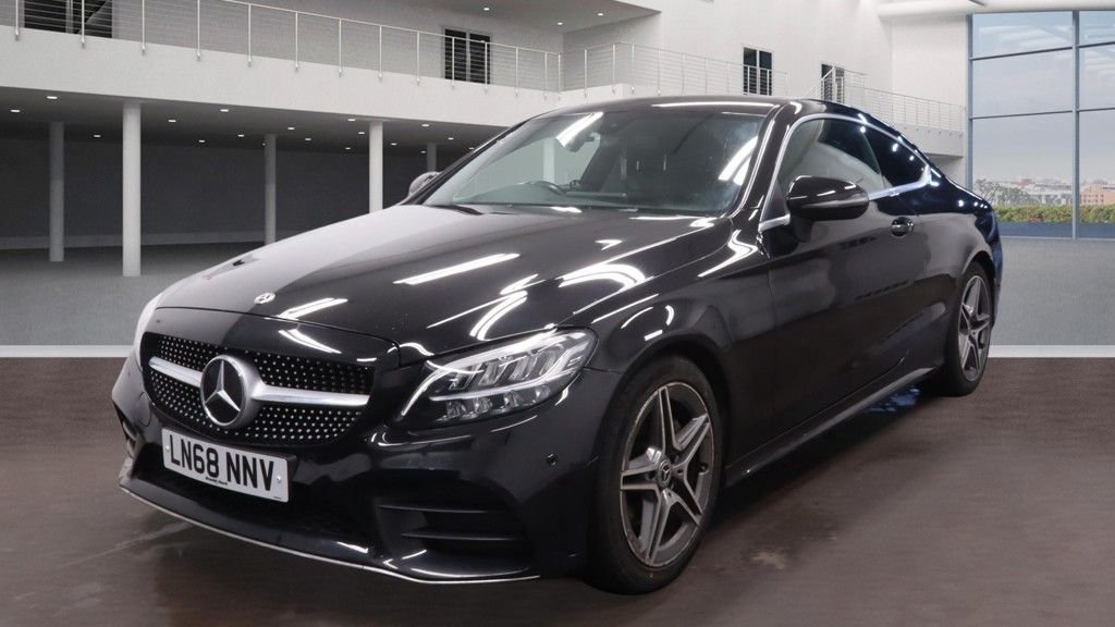 Used Mercedes-Benz C Class 2018 for sale - 77356470: Photo 4