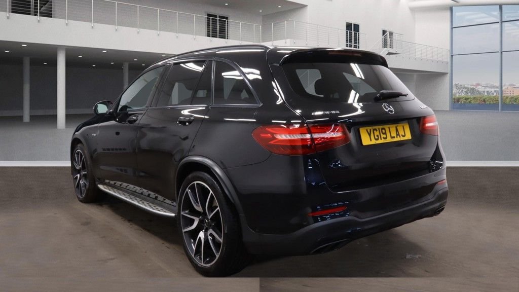 Used Mercedes-Benz GLC 2019 for sale - 77111067: Photo 3