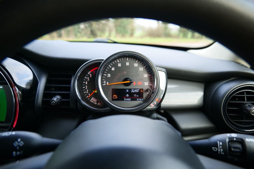 Used MINI Hatch 2019 for sale - 77820709: Photo 13