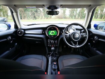 Used MINI Hatch 2019 for sale - 77820709: Photo