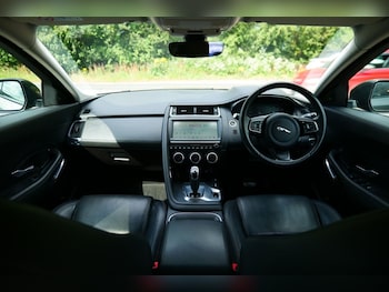 Used Jaguar E-Pace 2019 for sale - 79574540: Photo