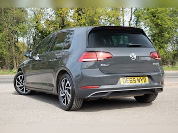 Used Volkswagen Golf 2020 for sale - 75630245: Photo