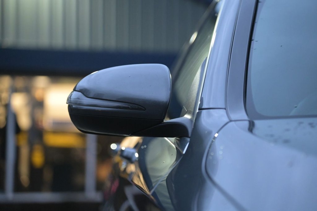 Used Mercedes-Benz C Class 2019 for sale - 76632516: Photo 42