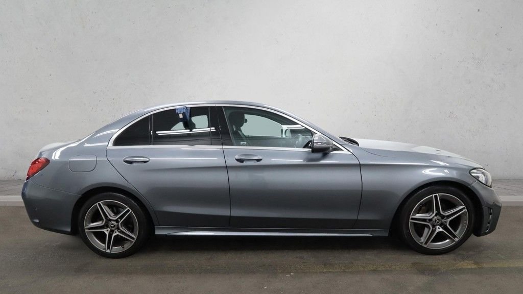 Used Mercedes-Benz C Class 2019 for sale - 76632516: Photo 5