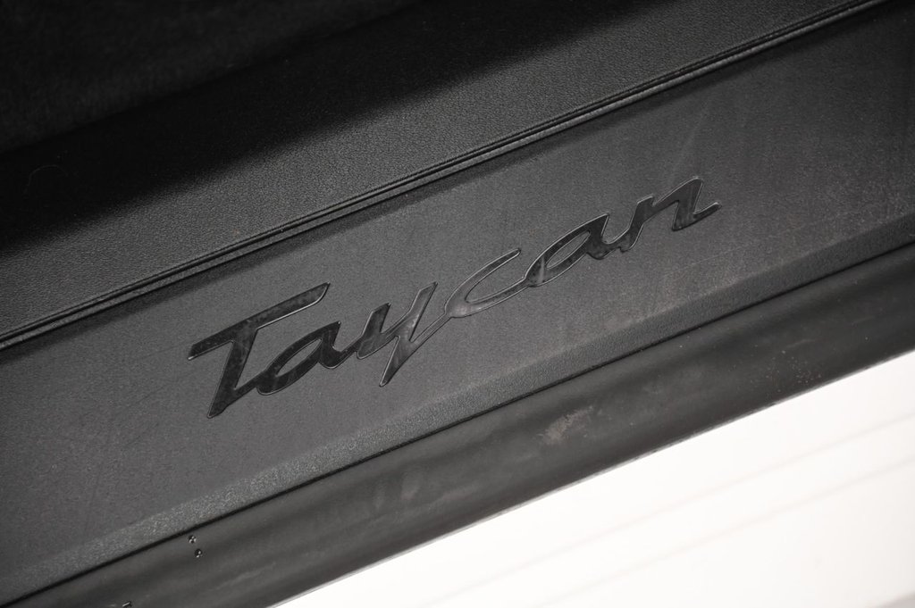 Used Porsche Taycan 2021 for sale - 77227541: Photo 30