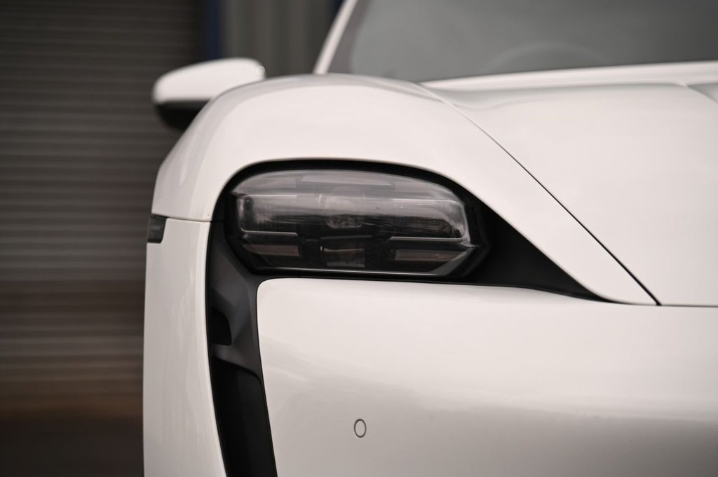 Used Porsche Taycan 2021 for sale - 77227541: Photo 38