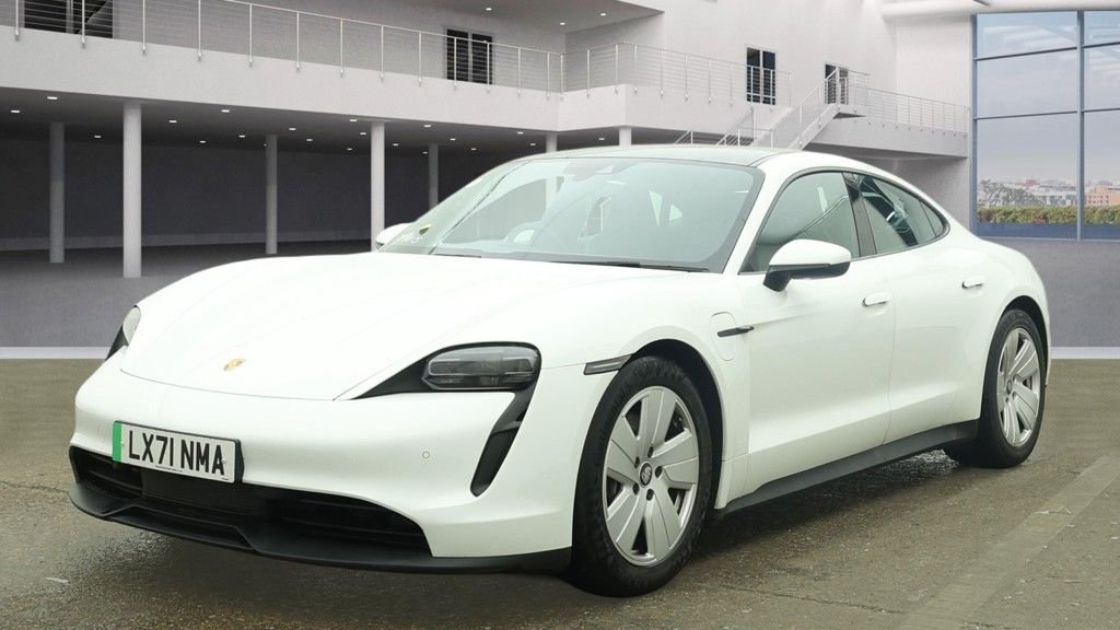 Used Porsche Taycan 2021 for sale - 77227541: Photo 4