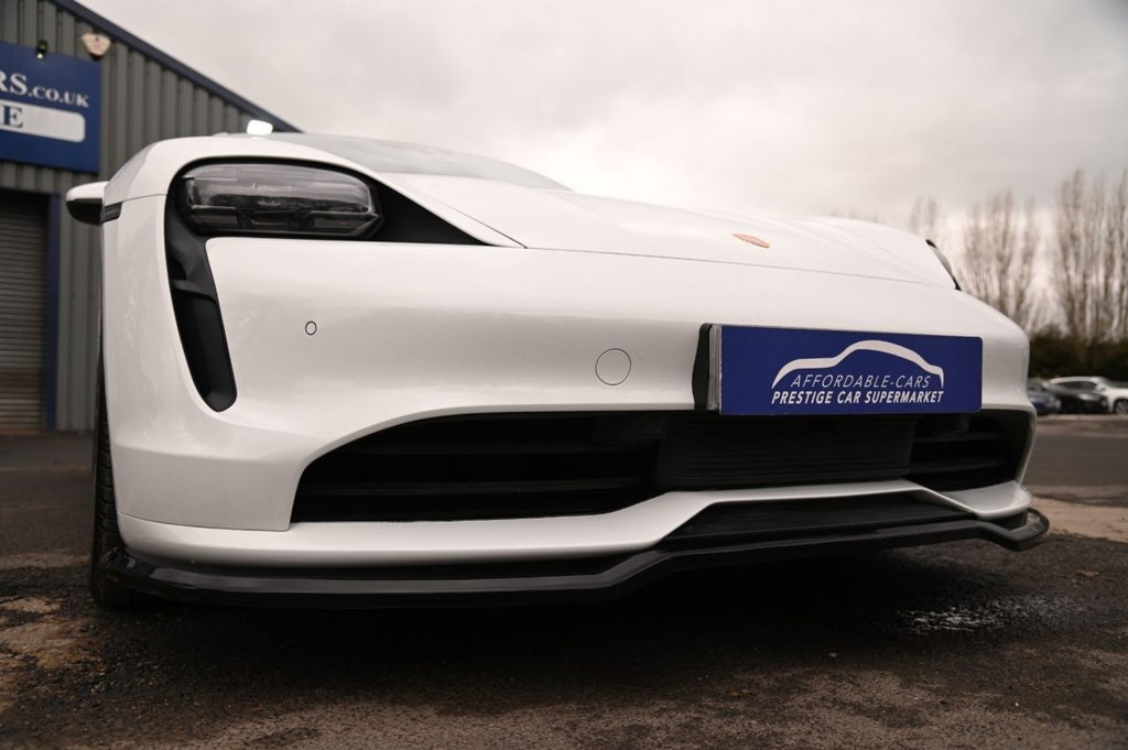 Used Porsche Taycan 2021 for sale - 77227541: Photo 40