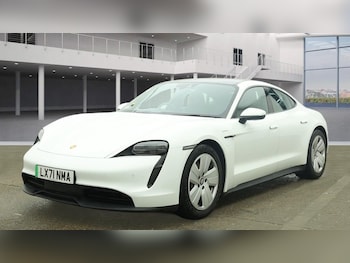 Used Porsche Taycan 2021 for sale - 77227541: Photo