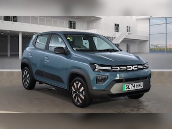 2025 (74) - 65 26.8kWh Expression Hatchback 5dr Electric Auto (65 ps)