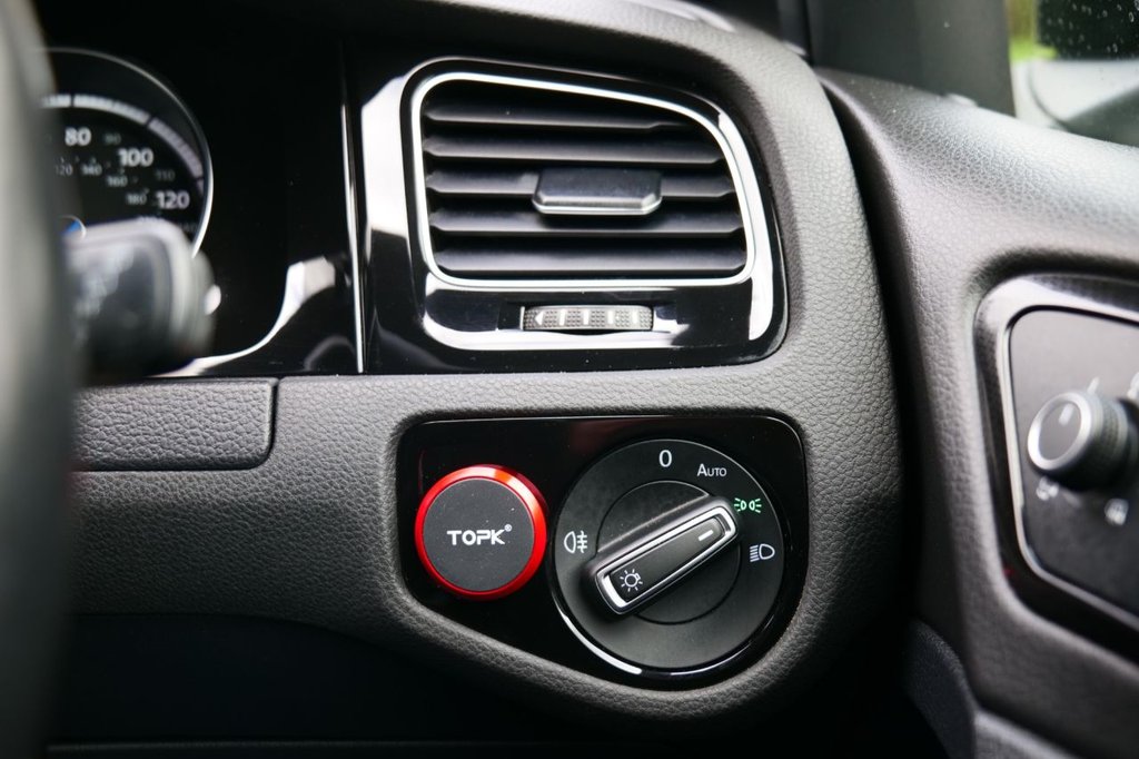 Used Volkswagen Golf 2015 for sale - 78110228: Photo 16