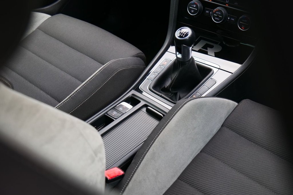 Used Volkswagen Golf 2015 for sale - 78110228: Photo 23