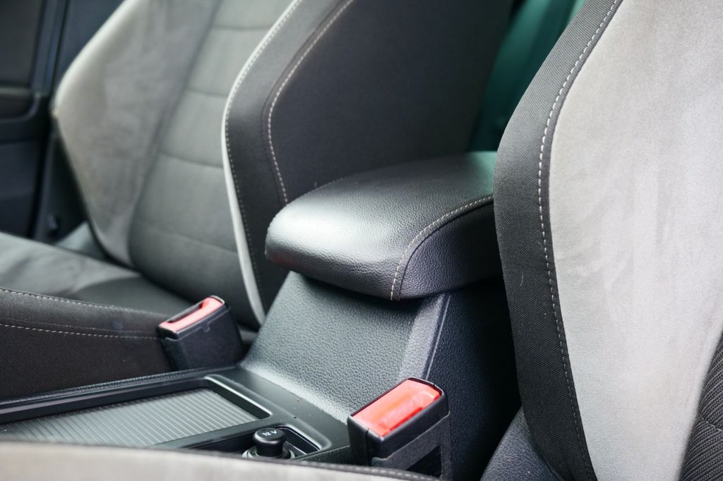 Used Volkswagen Golf 2015 for sale - 78110228: Photo 24