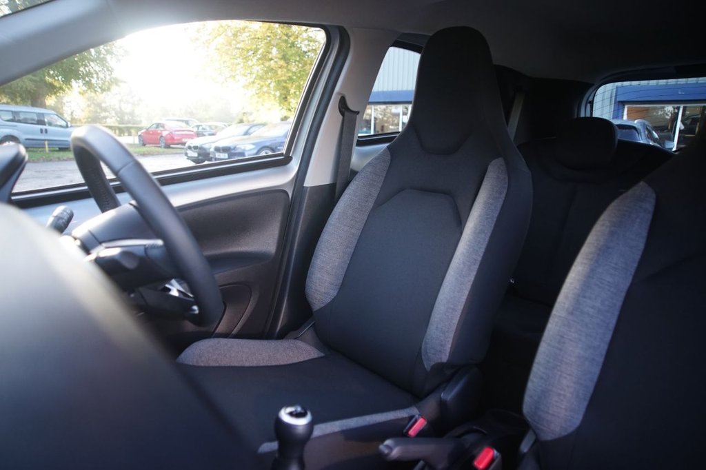 Used Toyota Aygo X 2023 for sale - 76848162: Photo 23