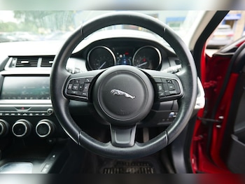 Used Jaguar E-Pace 2018 for sale - 79209794: Photo