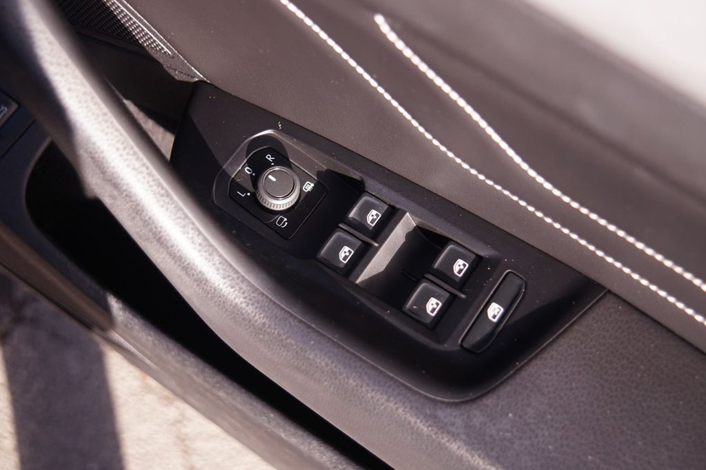 Used Volkswagen Passat 2021 for sale - 76148172: Photo 25