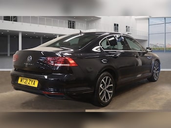Used Volkswagen Passat 2021 for sale - 76148172: Photo 2
