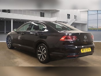 Used Volkswagen Passat 2021 for sale - 76148172: Photo 3