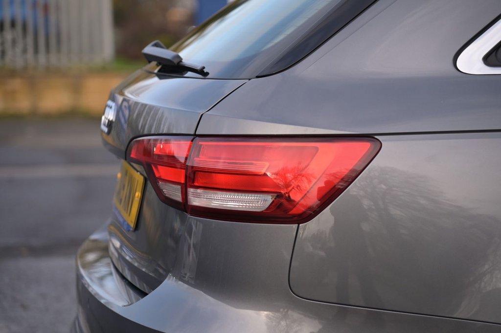 Used Audi A4 Avant 2019 for sale - 76821178: Photo 44